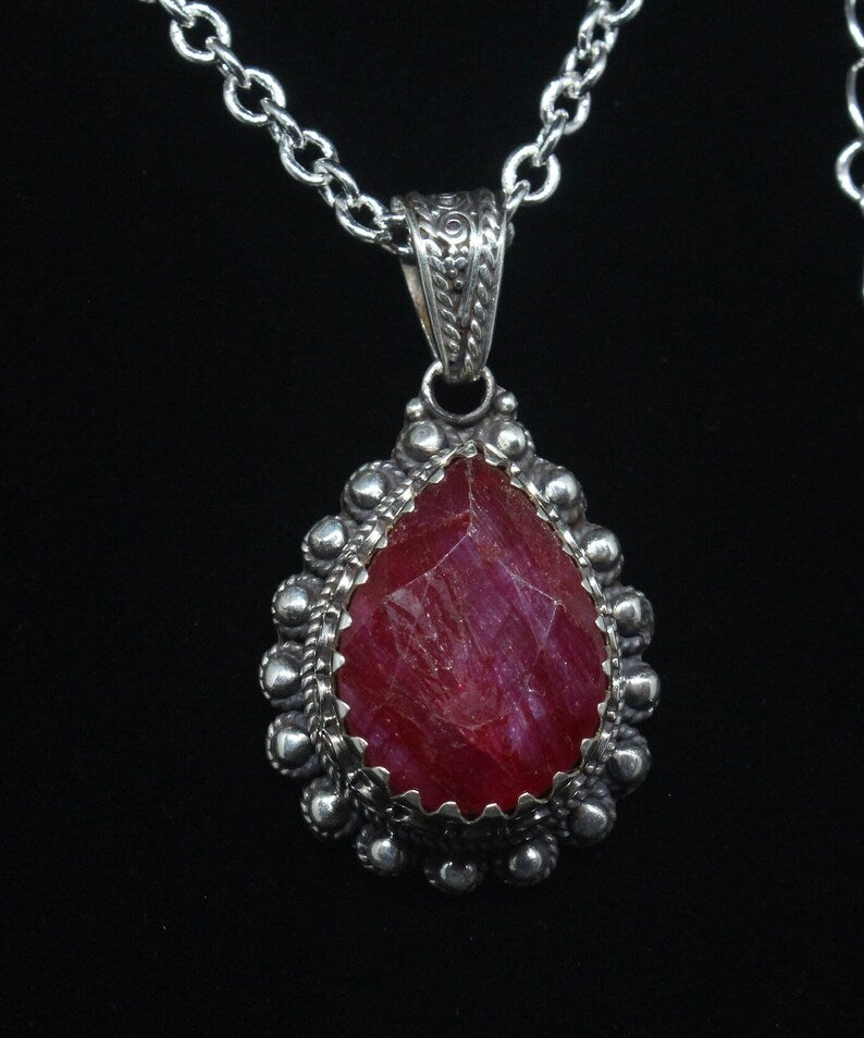 Authentic Dyed Agate handmade Pendant/925 sterling silver