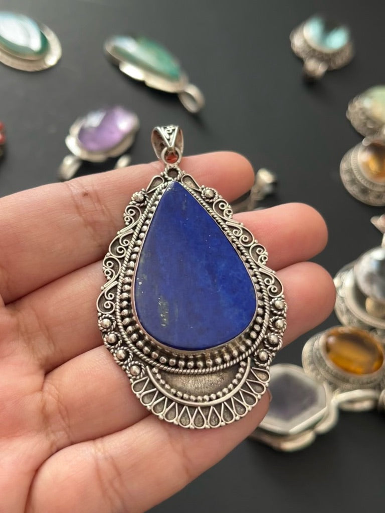 Authentic and Elegant Lapis lazuli pendant/handmade/925 sterling silver