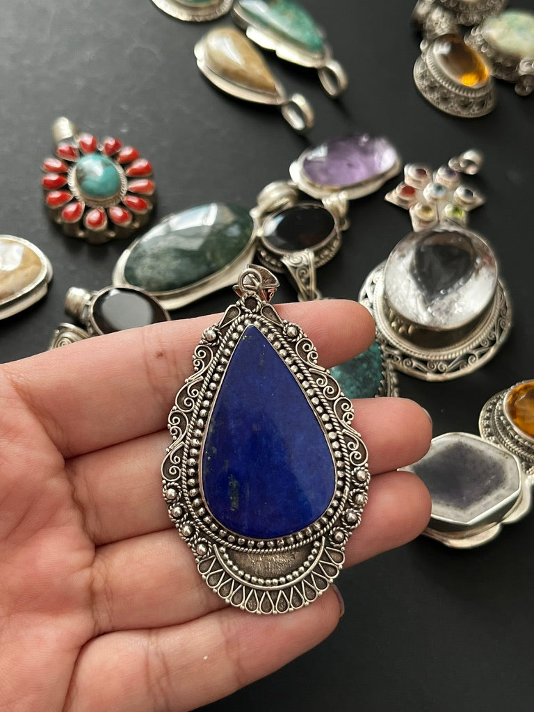 Authentic and Elegant Lapis lazuli pendant/handmade/925 sterling silver