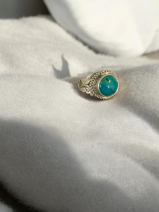 Azure Whisper Ring (US 6)