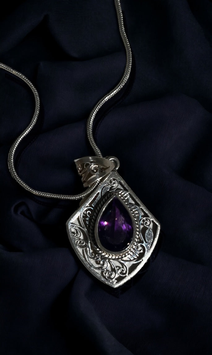 Handcrafted Detailed Amethyst Pendants